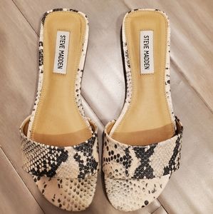 Steve Madden Bev Slide